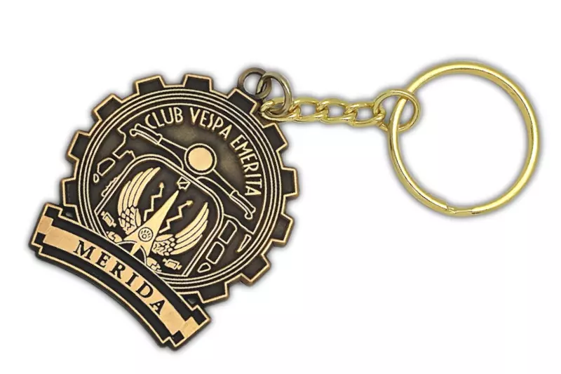 Custom Mérida City metal keychain