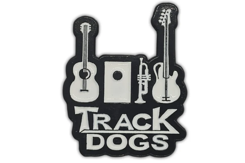 Épingles émaillées en métal